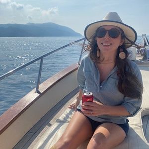 Meet your Posher, Nekoda